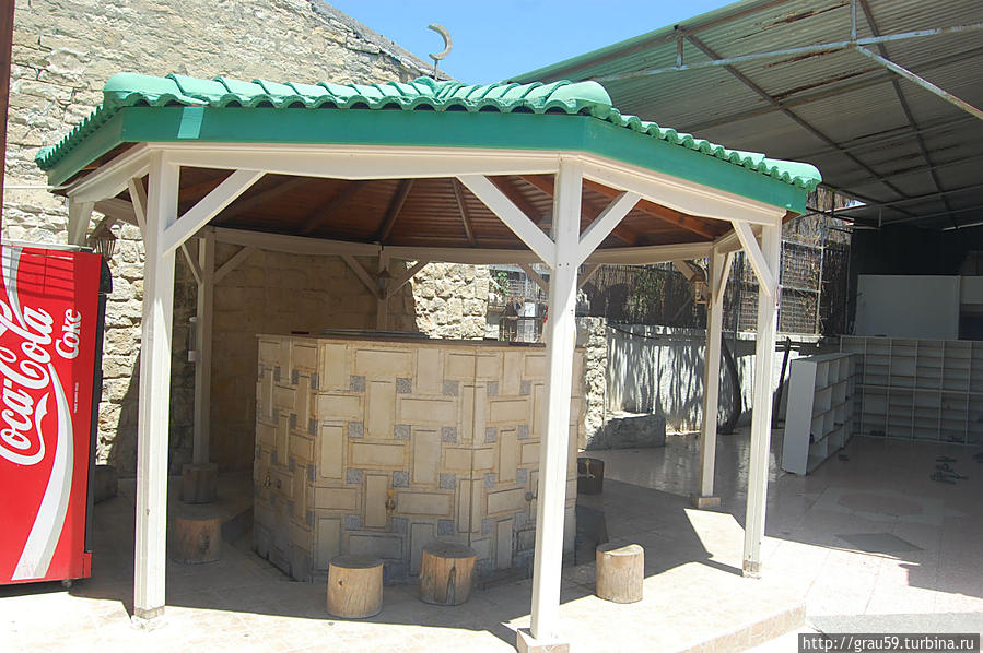 В мечети Кебир,Лимассол Кипр