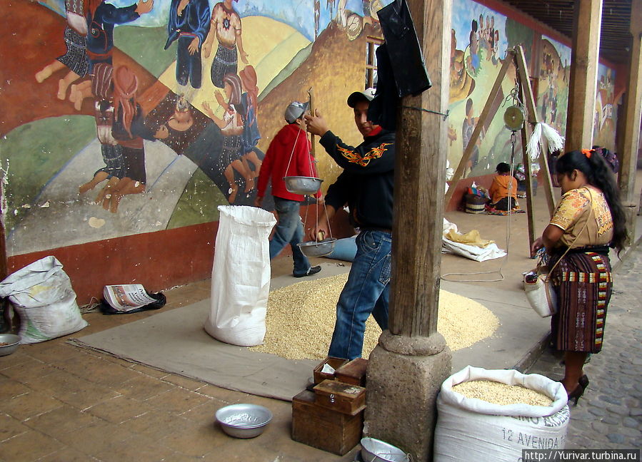 Продавцы риса Чичикастенанго, Гватемала