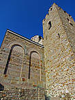 а это Балдуиновая башня, вплотную пристроенная к церкви (или скорее наоборот, к ней пристроили церковь)