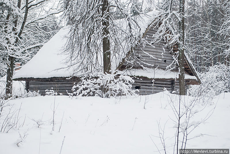 Старая ветряная мельница в этнографическом музее. Рига Рига, Латвия