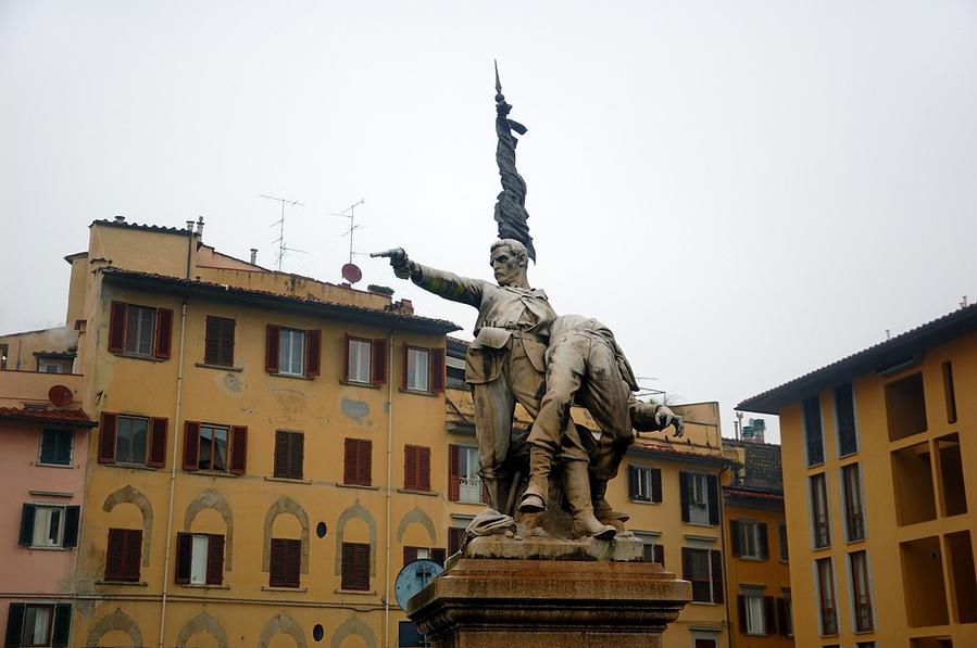 Памятник битве при Ментане Флоренция, Италия