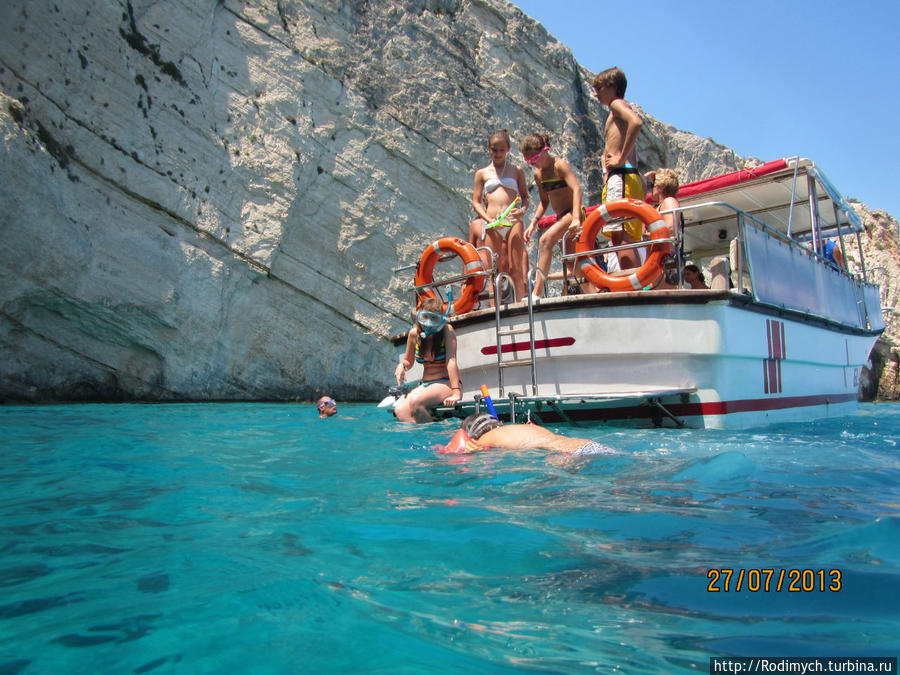 Наш кораблик Остров Закинф, Греция