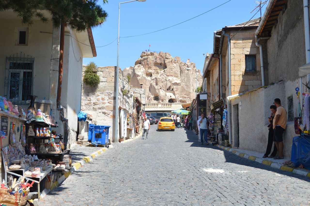 Крепость Учхисар как воздухошарозаменитель Учхисар, Турция