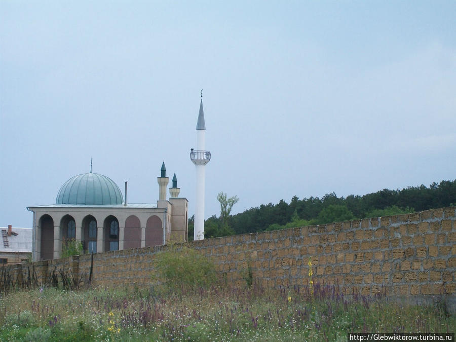 Пешком в монастырь Сурб-Хач Старый Крым, Россия