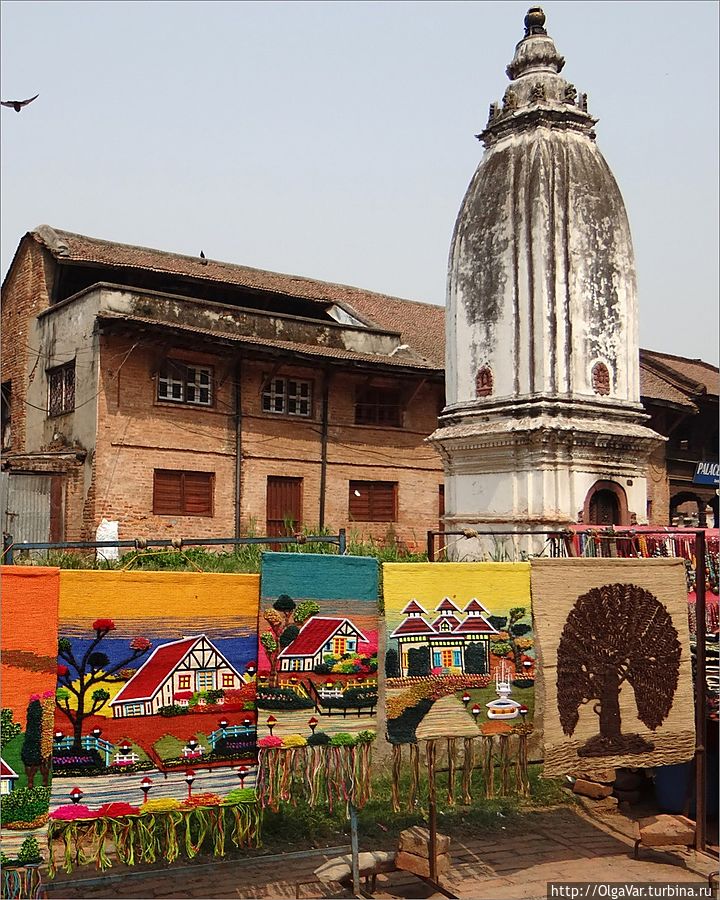 Об исключительности Бхактапура свидетельствует тот факт, что он стал объектом всемирного культурного наследия ЮНЕСКО с 1979 года Бхактапур, Непал