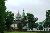 Вид на монастырь при подъезде со стороны Московского шоссе.