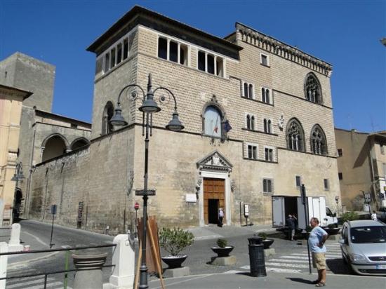 Национальный музей Тарквиния / Museo Nazionale Tarquiniense