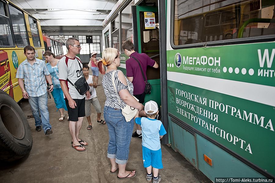 В Воронеже появился памятник троллейбусу 70-х Воронеж, Россия