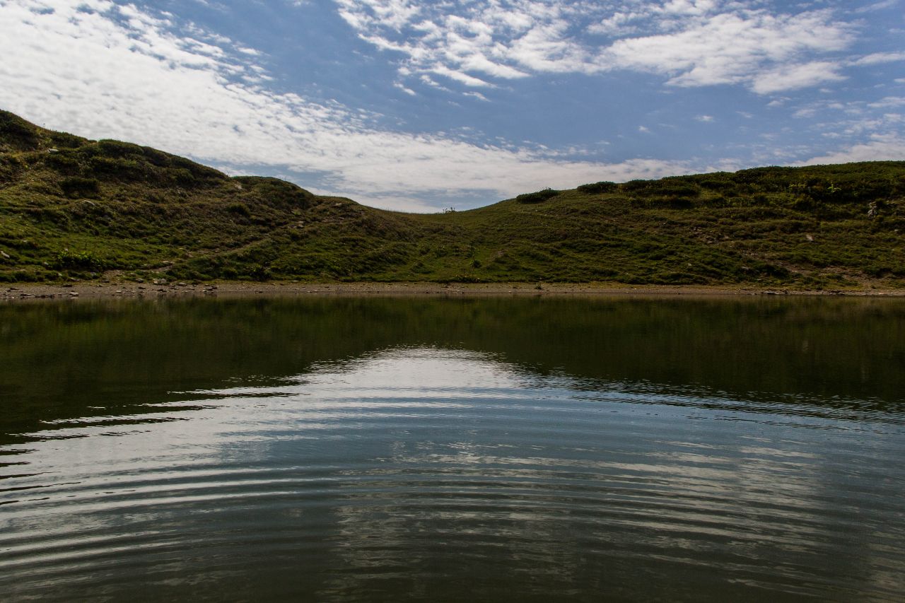 Озеро в горах Сасаши, Грузия