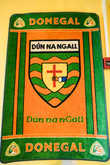 Коврик с гербом Донегола (ирл. Dún na nGall, англ. Donegal).