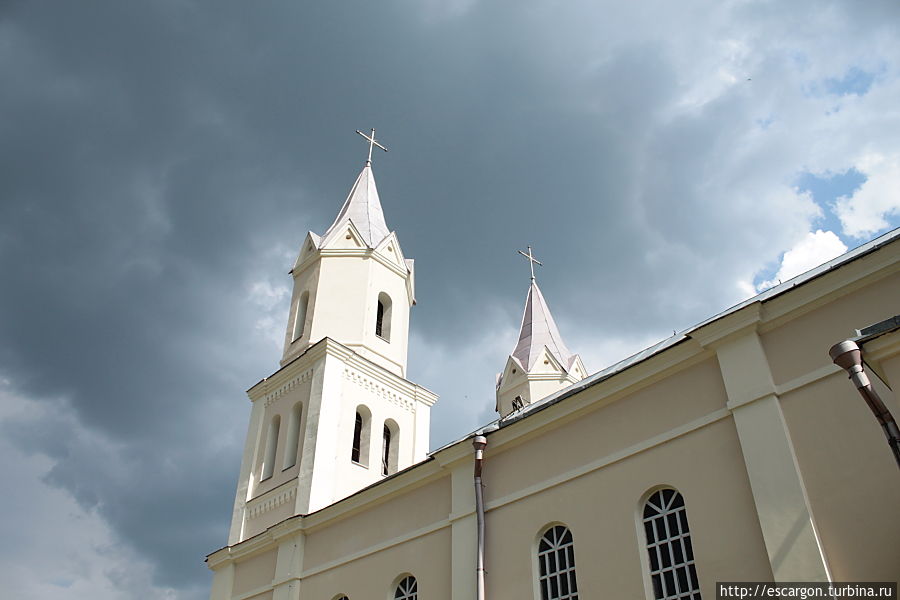 А я задумала пойти в другую сторону, чтобы попробовать добраться до Ивенца.