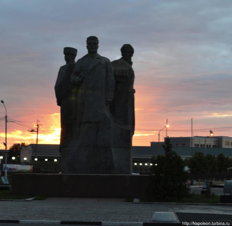 Памятник революционерам Грозный, Россия