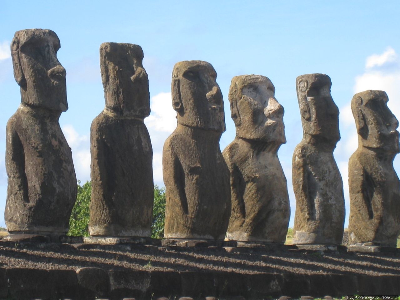 15 колоссов Ahu Tongariki и моаи-путешественник. Ч.68