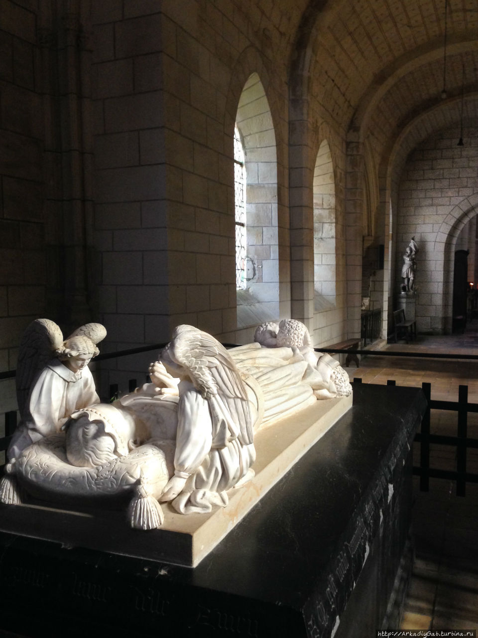 Королевский город Лош Лош, Франция