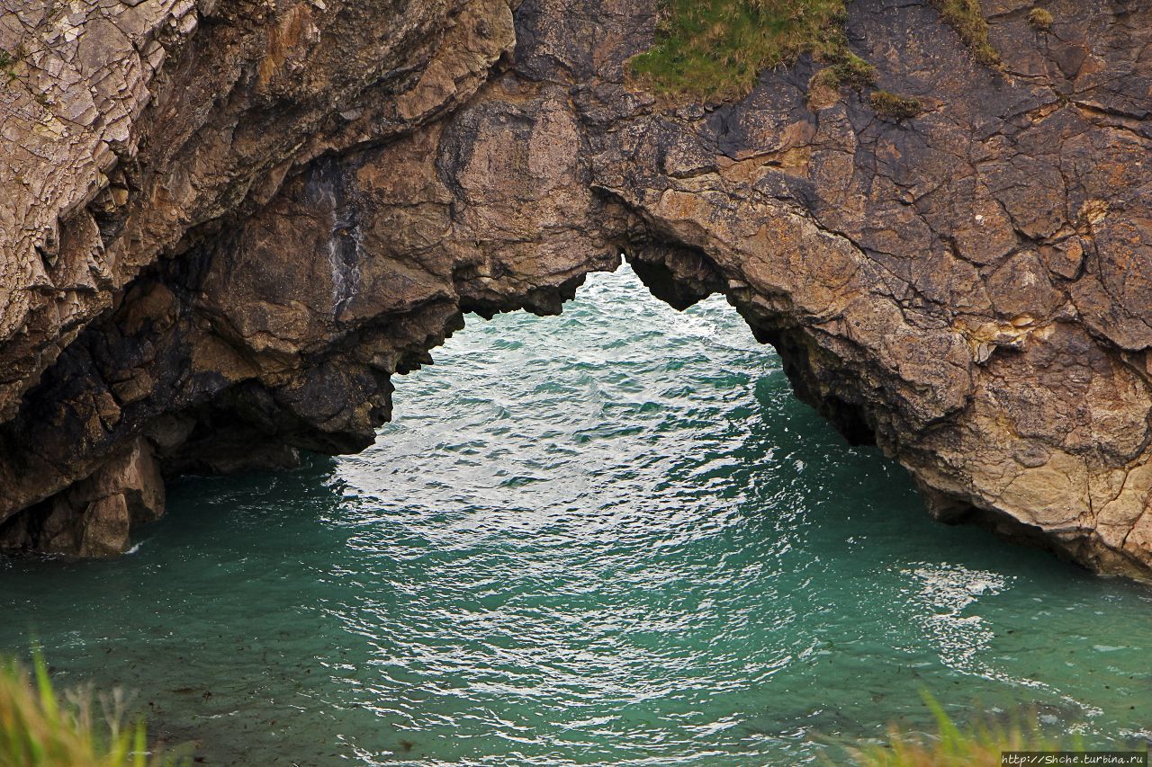 Стэа хоул (Ступенчатая дыра) Вест-Лулворт, Великобритания