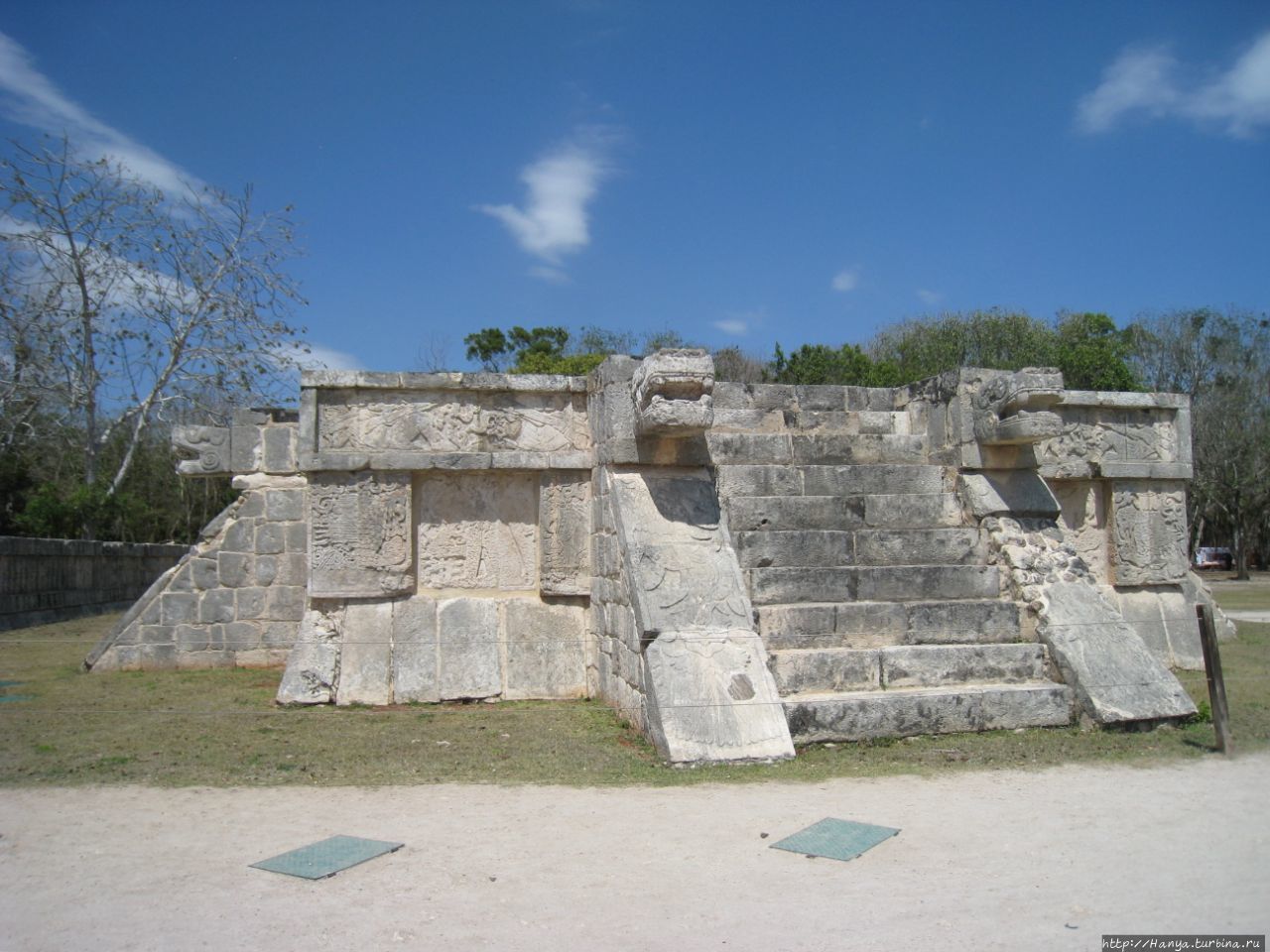 Храм Ягуаров Чичен-Ица город майя, Мексика