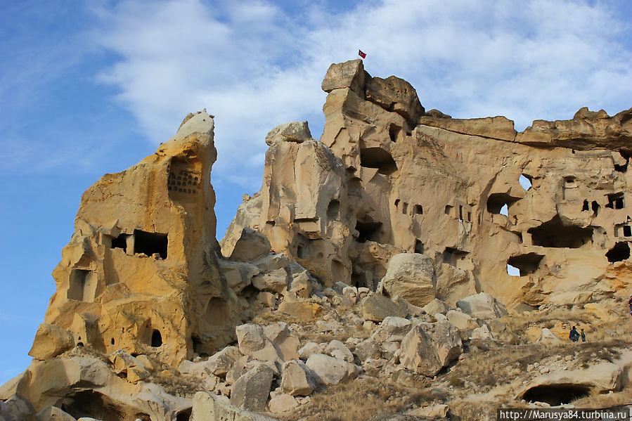 Чавушин, крепость где жили люди в огромных колличествах вплоть до 60-х годов 20 века Каппадокия - Гереме Национальный Парк, Турция