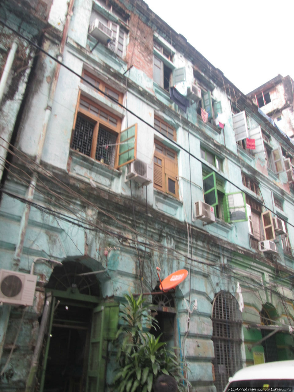 Прогулки по Янгону утром и в темноте Янгон, Мьянма