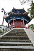Характерные строения, которые можно увидеть в любом парке Пекина...
*