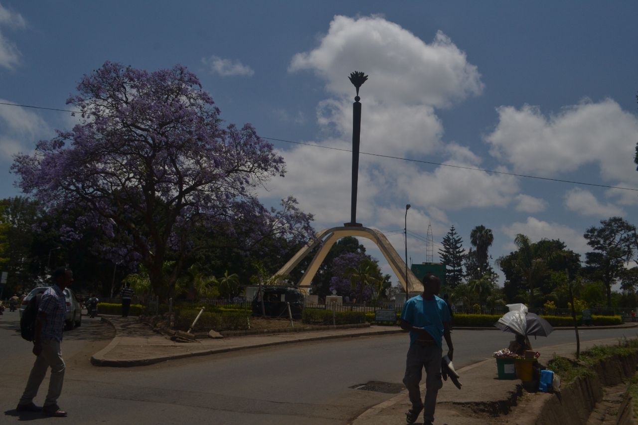 Памятник Арушской декларации Аруша, Танзания