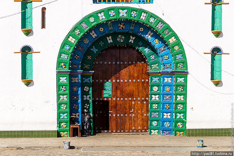 Языческое христианство Чамула, Мексика