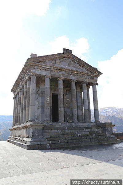 Дом восходящего солнца Гарни, Армения