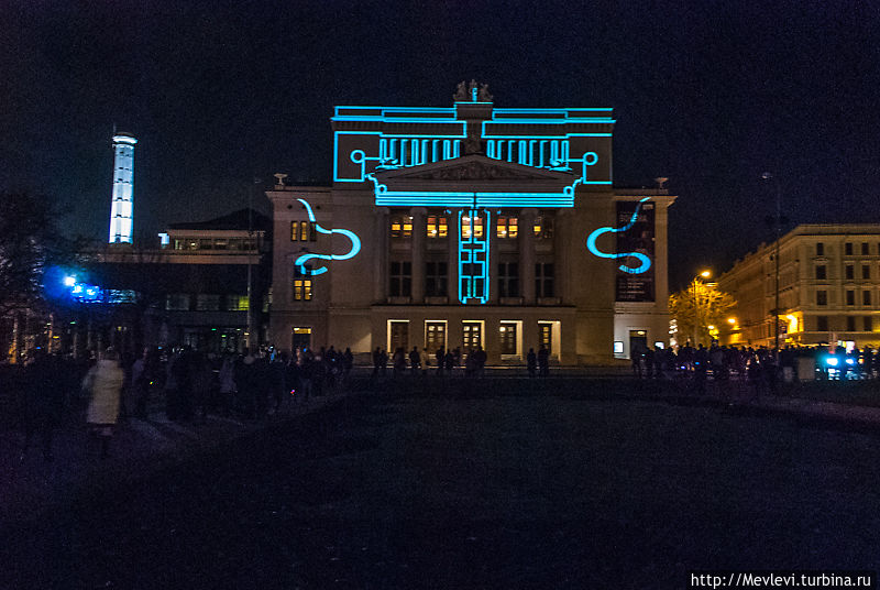Фестиваль света “Staro Rīga” («Рига сияет») Рига, Латвия