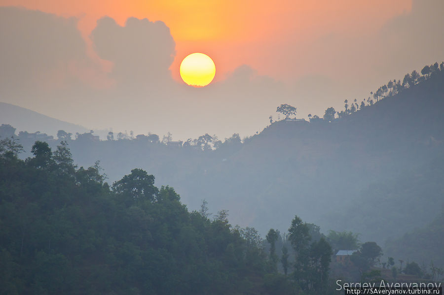 Закат Панаути, Непал