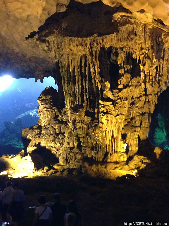 Пещера Санг Сот Халонг бухта, Вьетнам