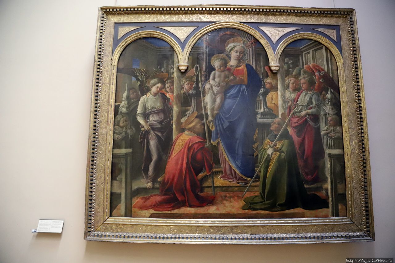 Фра Филиппо Липпи. Мадонна с младенцем и святыми Фредиано и Августином Париж, Франция