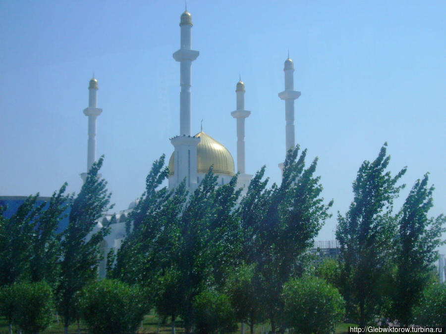 Крупнейшая мечеть Средней Азии и Казахстана