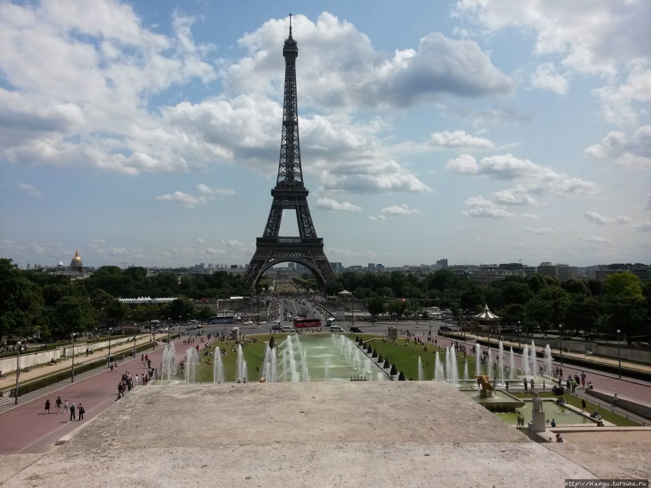 Эйфелева башня. Фото из интернета Париж, Франция