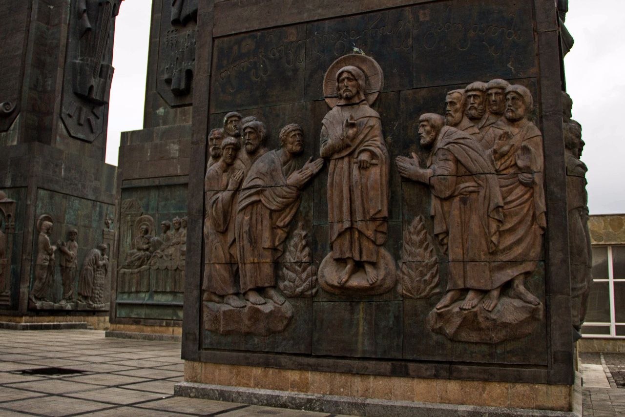 мемориал «Сакартвелос Матиане» Тбилиси, Грузия