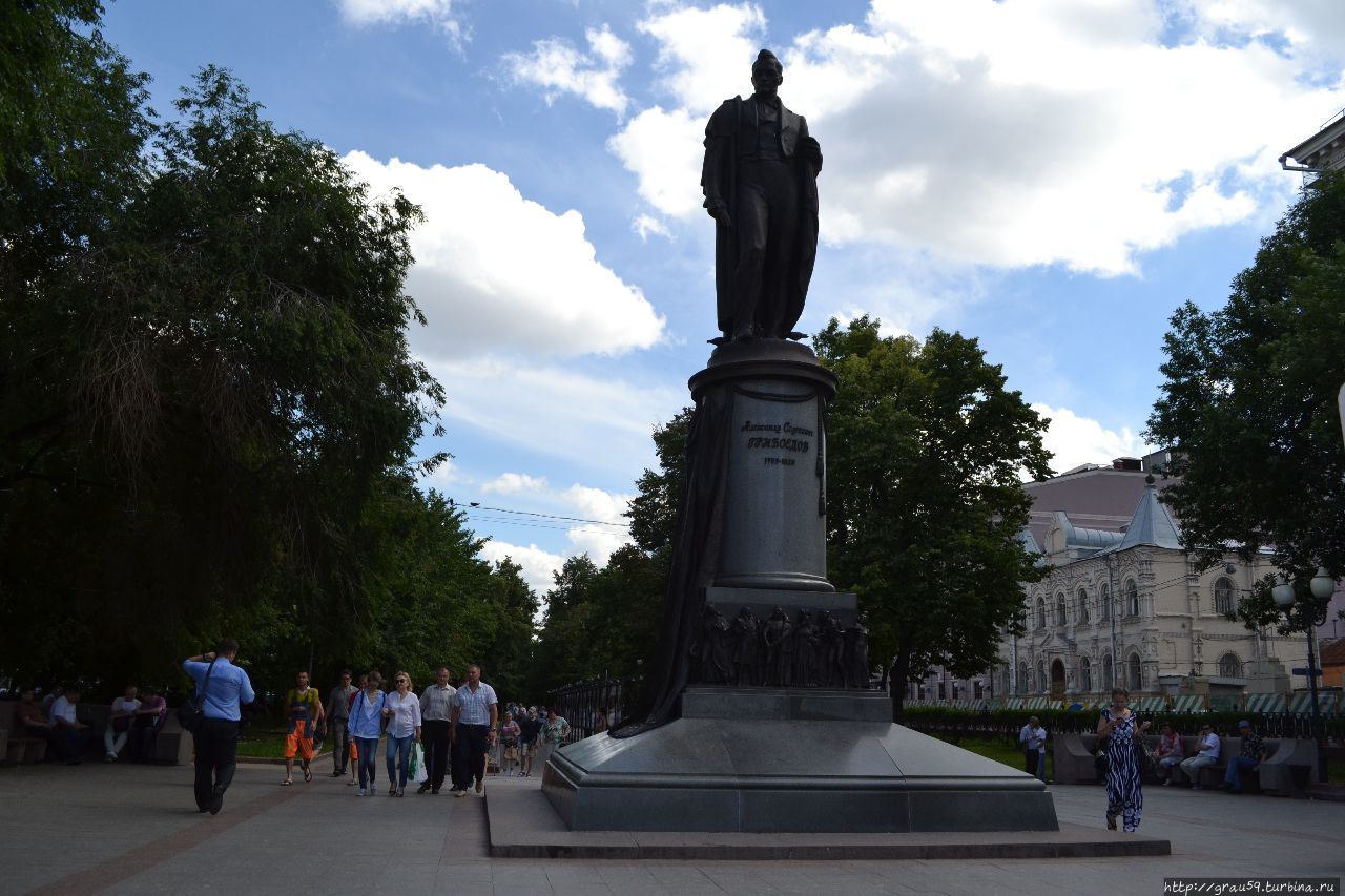 Грибоедовская москва