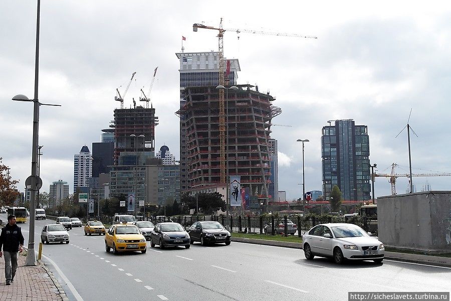 Небоскреб Сапфир. 238 метров над уровнем Стамбула Стамбул, Турция