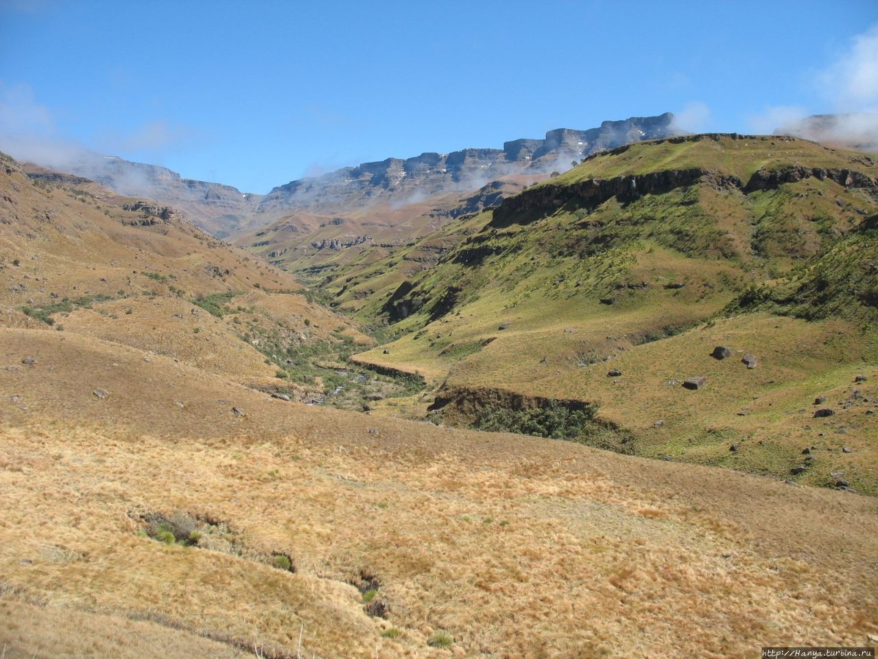 Парк uKhahlamba Drakensberg Park Малоти-Дракенсберг Национальный Парк, ЮАР