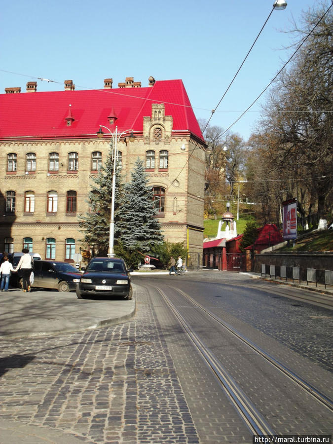 Русская улица упирается в Подвальную улицу Львов, Украина
