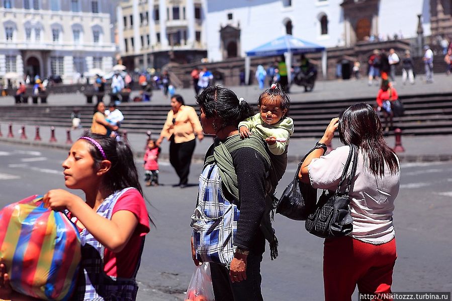 детей и родителей Кито, Эквадор