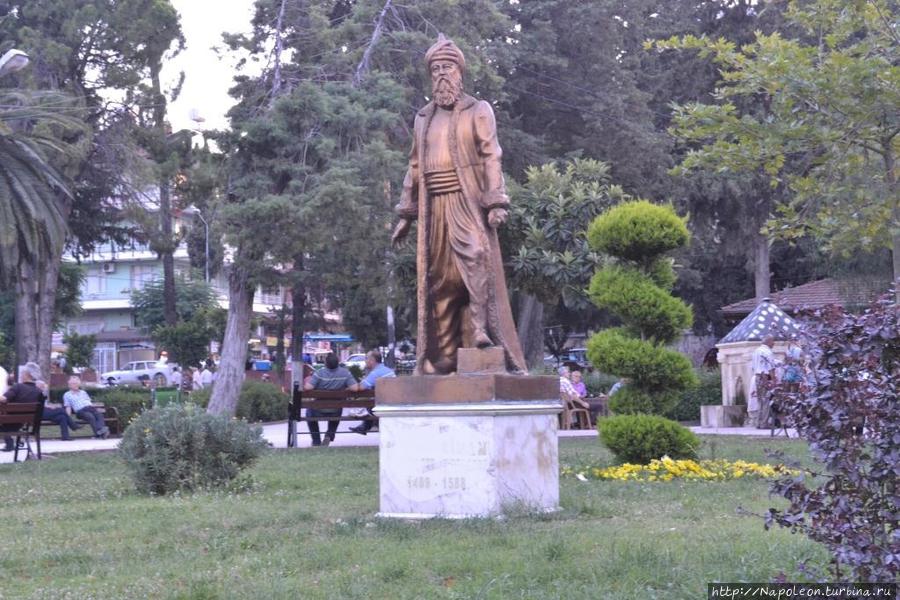 памятник Мимару Синану / Mimar Sinan monument