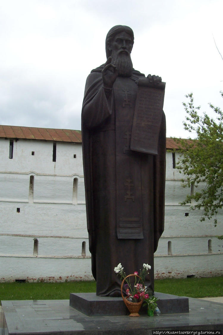 Памятник Сергию Радонежск