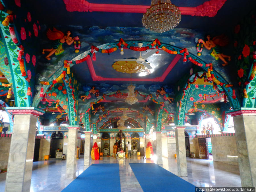Индуистский храм в Медане