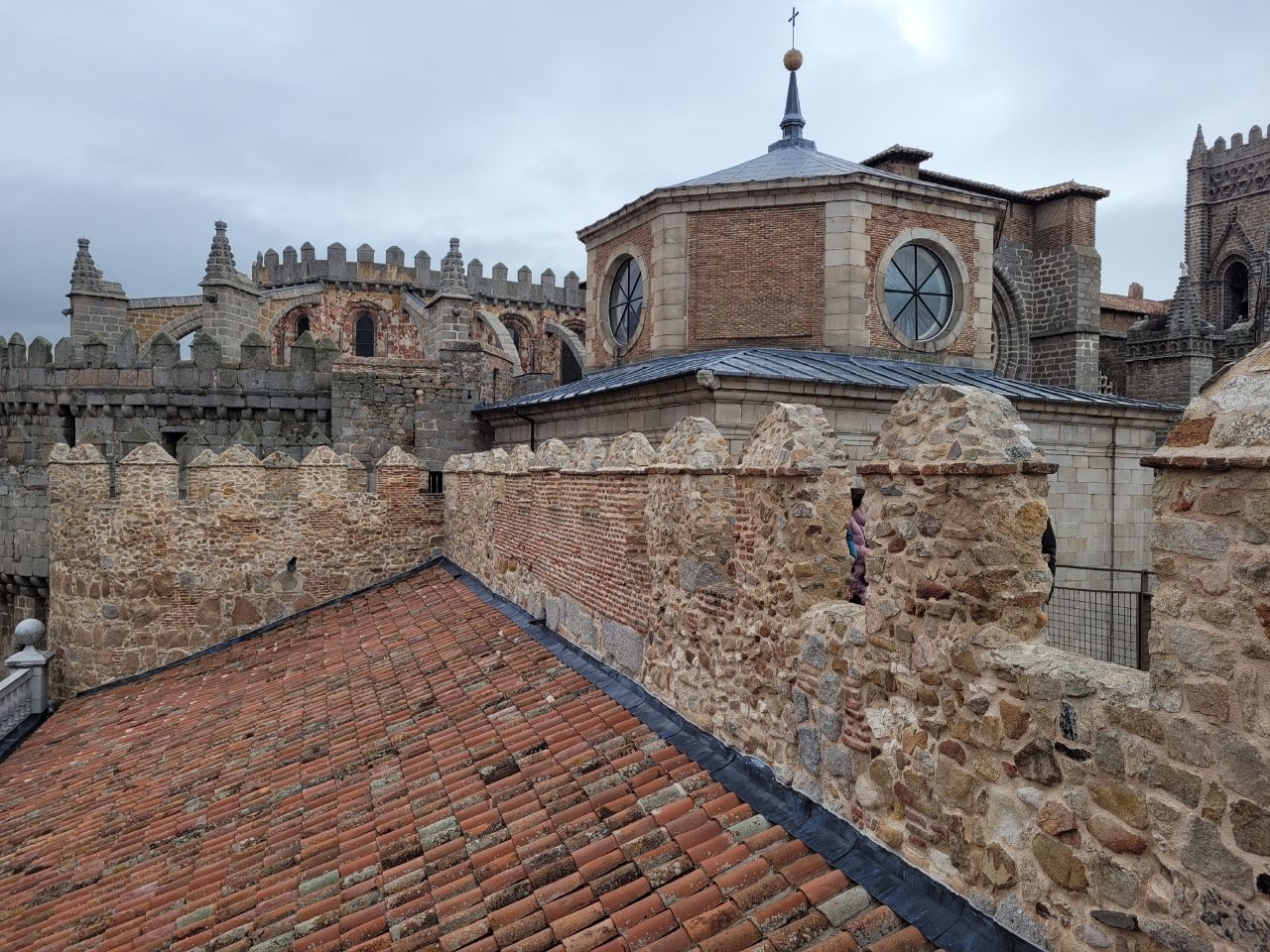 Крепостная стена и исторический центр Авилы Авила, Испания