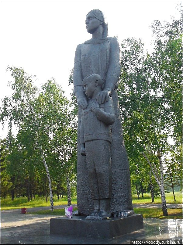 А это, видимо, Родина-сноха и Родина-внук))) Омск, Россия