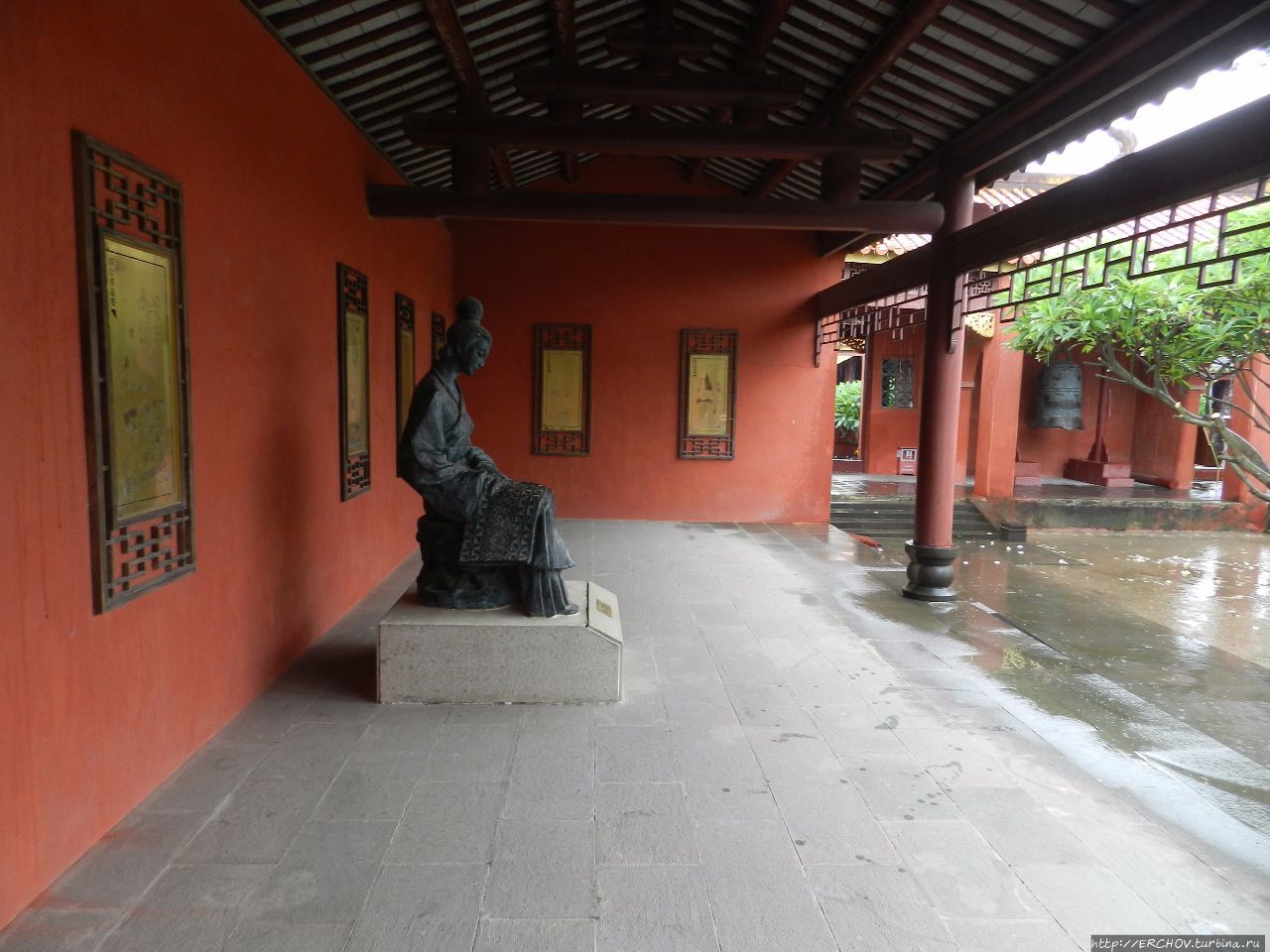 Древний город Ячжоу  崖州古城 Ячжоу, Китай
