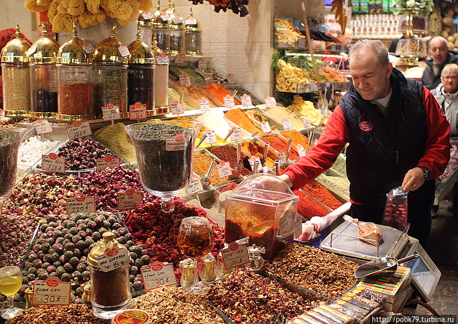 Египетский базар. Стамбул, Турция