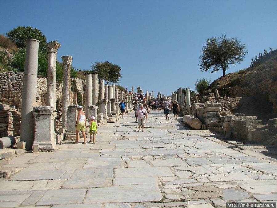 Улица Эфес античный город, Турция