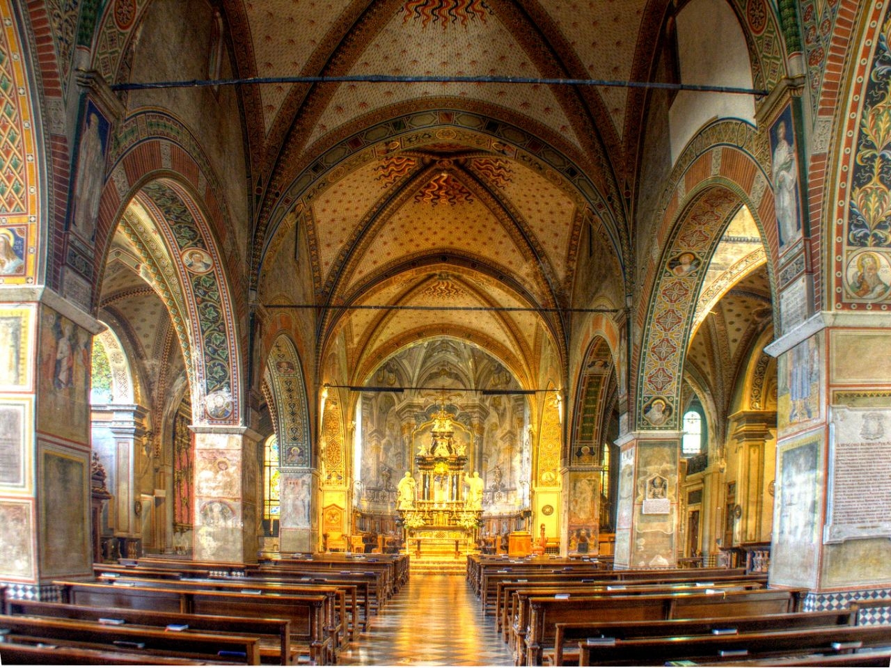 Собор Св. Лоренцо Лугано, Швейцария