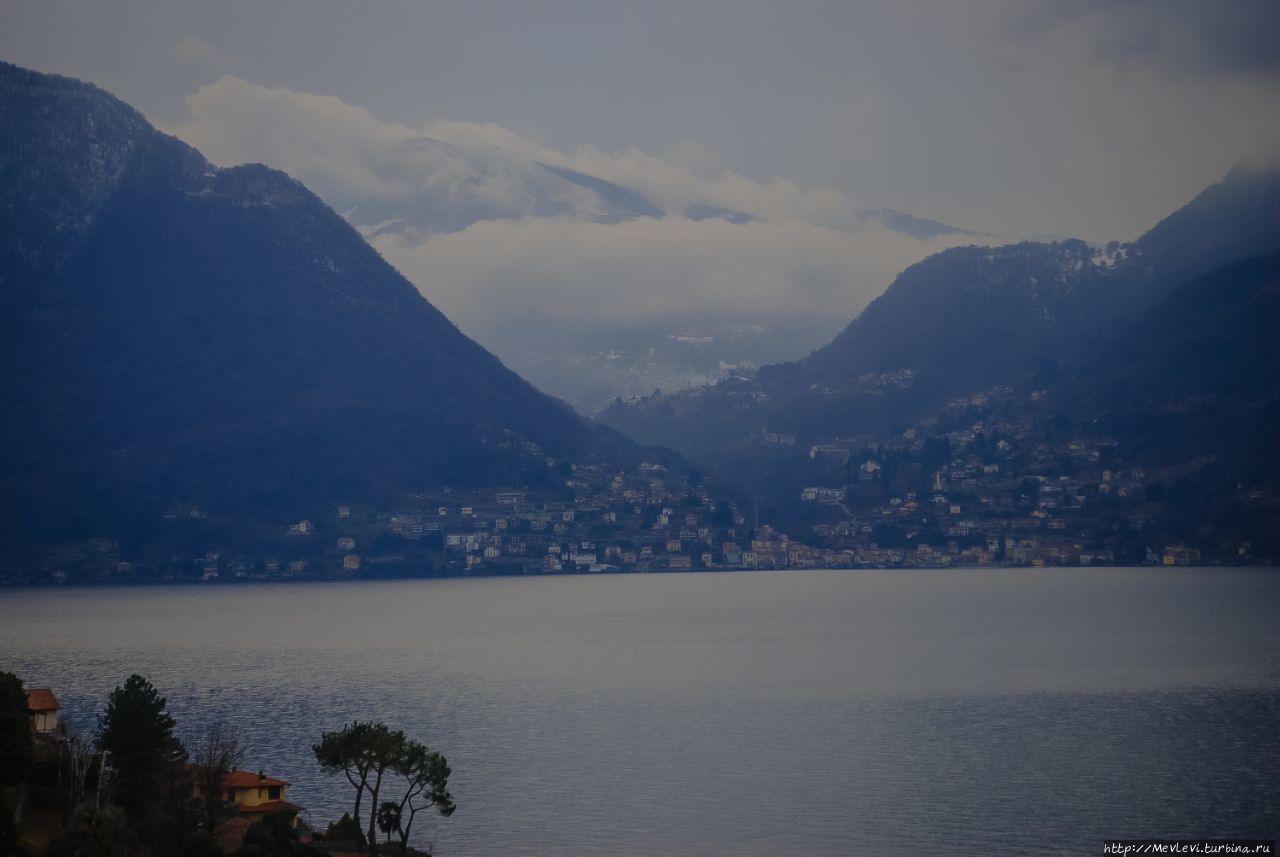 Зима на Комо Комо, Италия