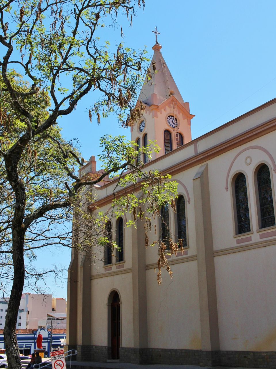 Кафедральная церковь Св. Иосифа Параизополис, Бразилия