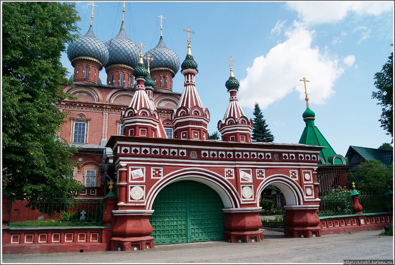 Церковь Воскресения Христова на Дебре / Church